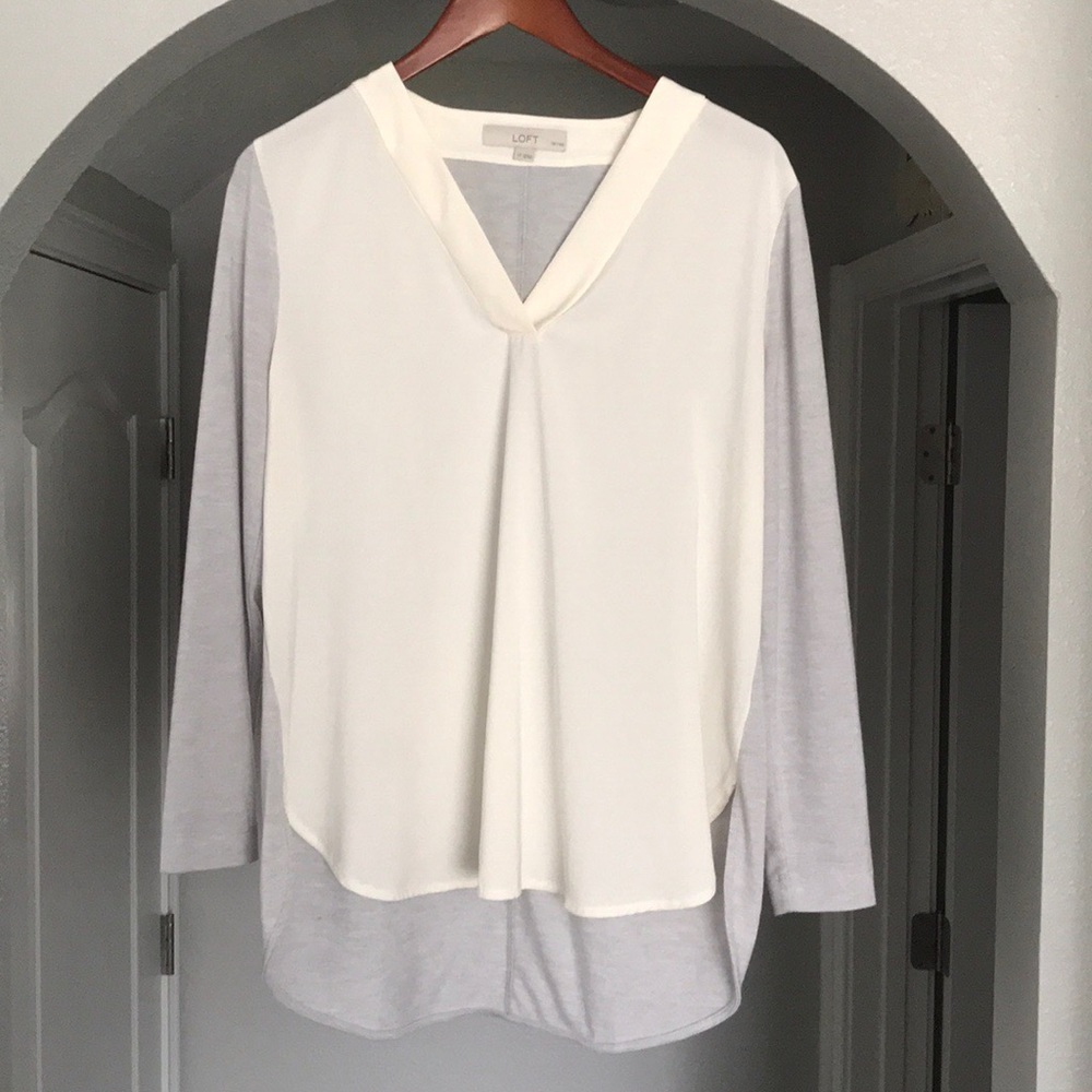 Ann Taylor LOFT | long sleeve cream & gray top